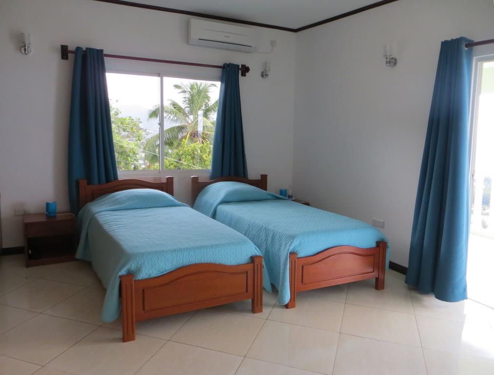Eden Panoramic Hotel Виктория Екстериор снимка